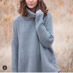 Chunky knit cowlneck/ turtleneck
